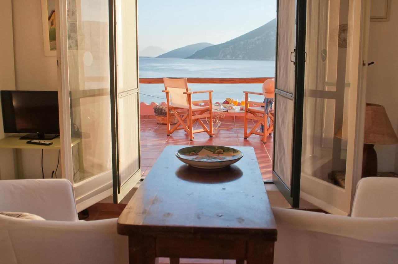 Manona'S Suite Fiskardo Buitenkant foto
